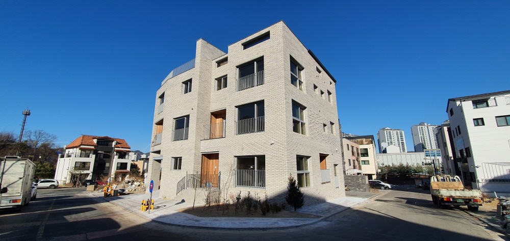 1948697120_dCrTih6H_4cbd5482c78121284f4761a82b868566f86cbe65.jpg 이미지크게보기