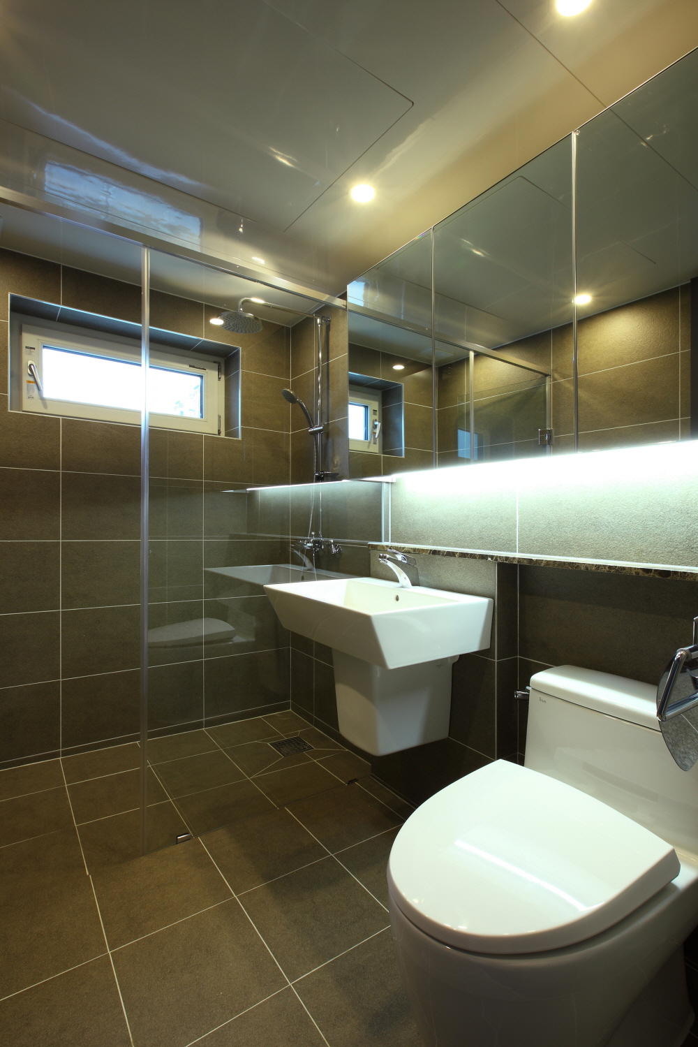 /user/s/sedamarchi/editor/2301/4d9787f23a8af3243a4118c065c44a31_1672716472_6502.JPG 이미지크게보기