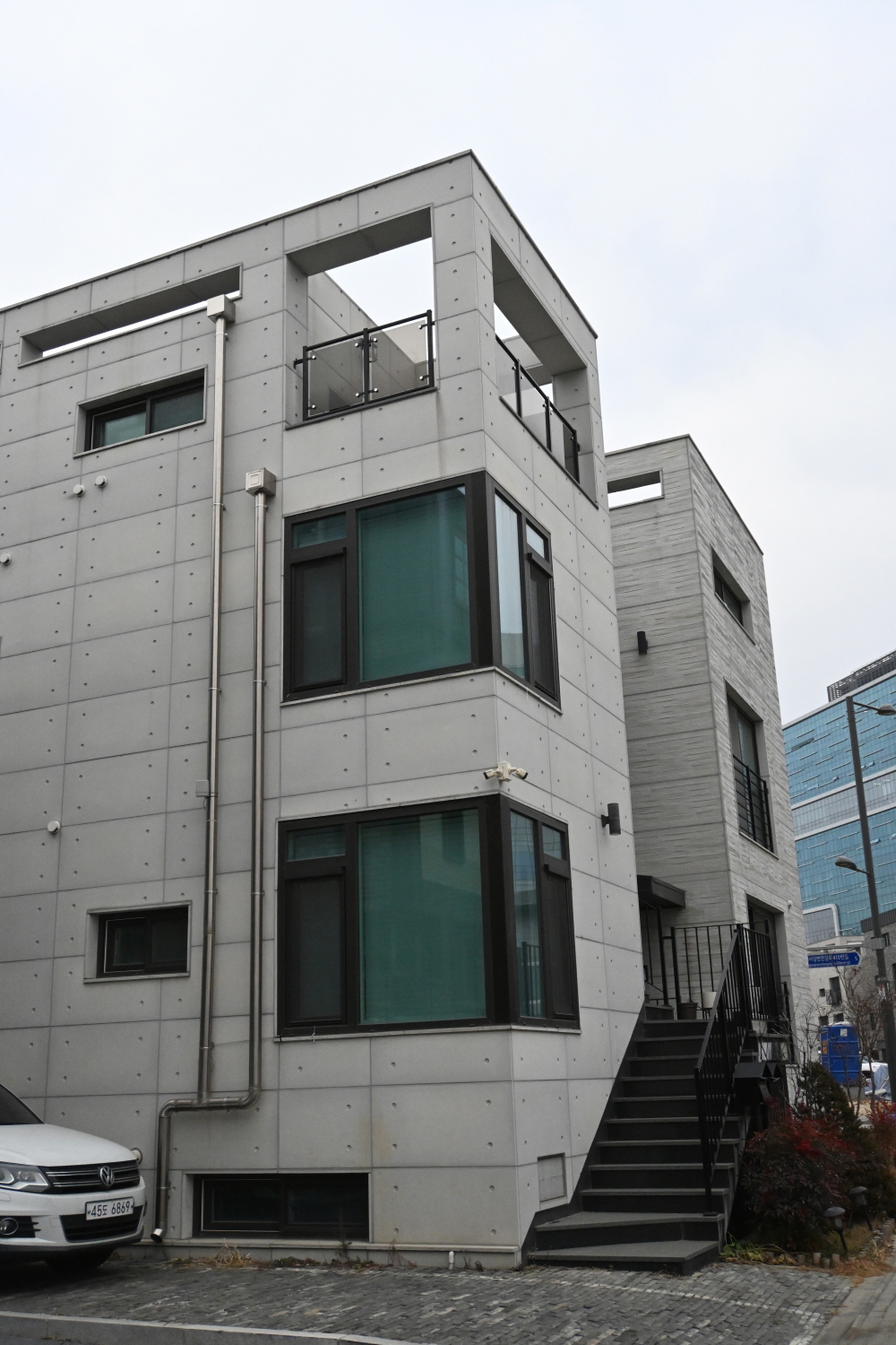 /user/s/sedamarchi/editor/2301/4d9787f23a8af3243a4118c065c44a31_1672724226_8232.JPG 이미지크게보기