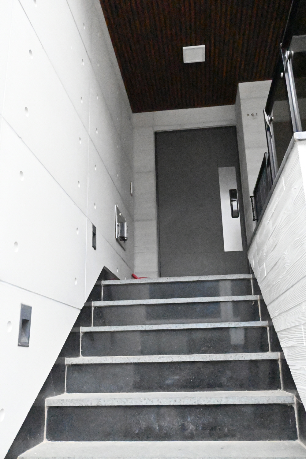 /user/s/sedamarchi/editor/2301/4d9787f23a8af3243a4118c065c44a31_1672724252_2834.JPG 이미지크게보기