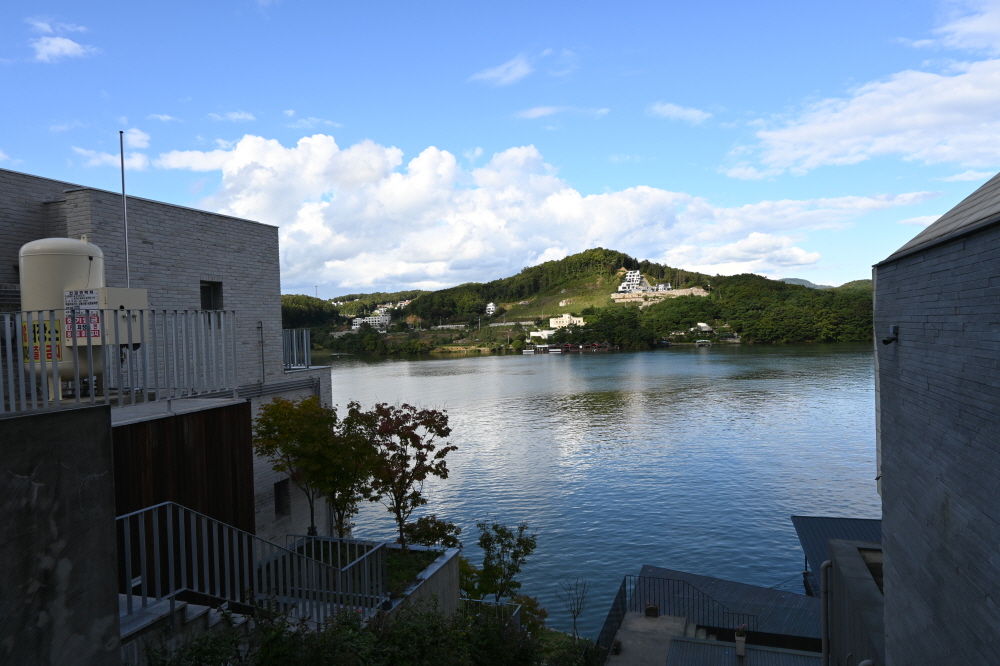 /user/s/sedamarchi/editor/2301/4d9787f23a8af3243a4118c065c44a31_1672739409_7776.JPG 이미지크게보기