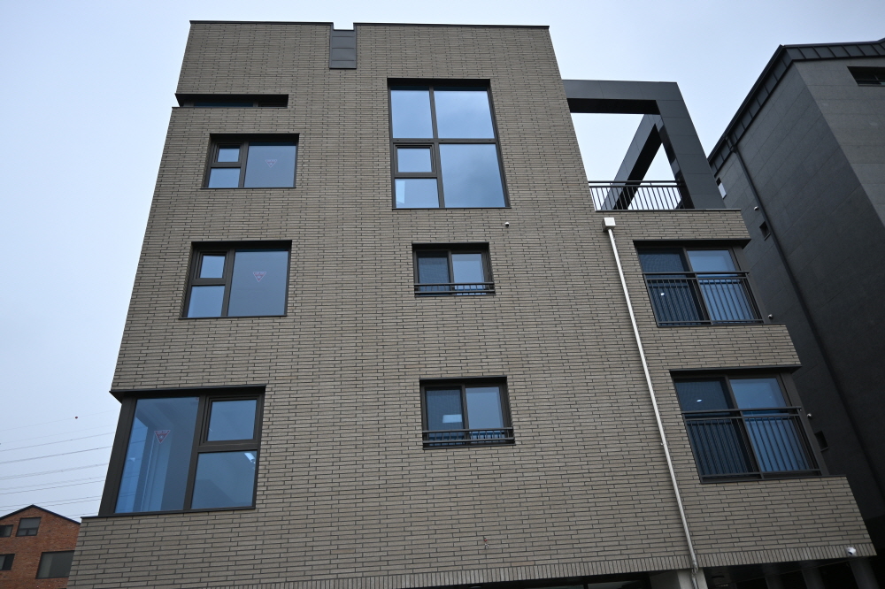 /user/s/sedamarchi/editor/2301/4d9787f23a8af3243a4118c065c44a31_1672760924_8804.JPG 이미지크게보기