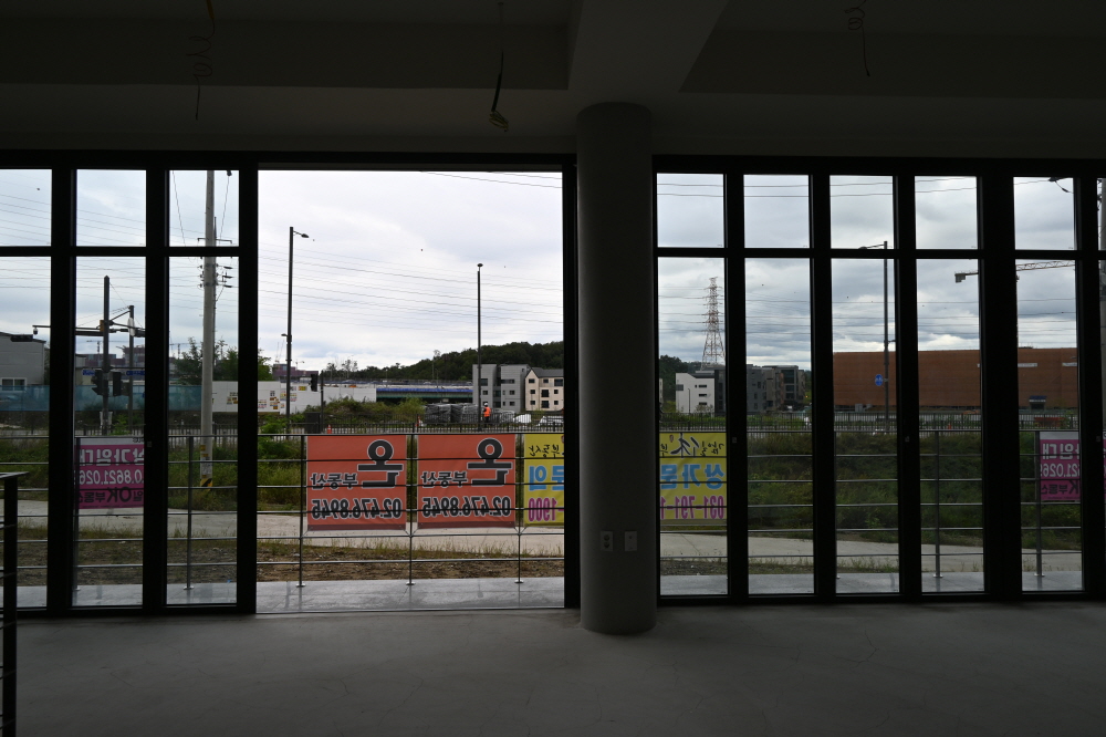 /user/s/sedamarchi/editor/2301/4d9787f23a8af3243a4118c065c44a31_1672763837_5947.JPG 이미지크게보기