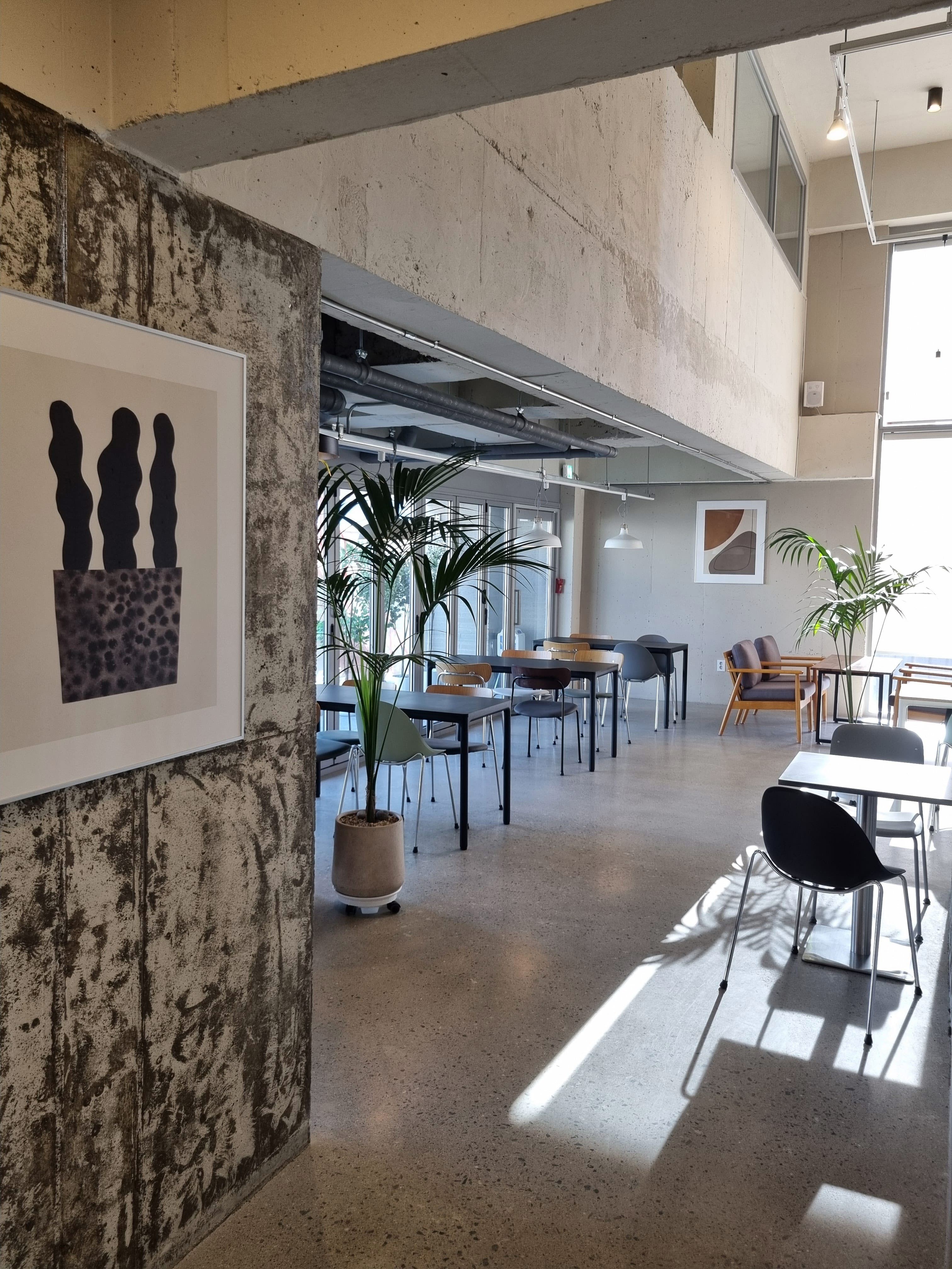 /user/s/sedamarchi/editor/2501/00aafb2531775a467bc6a9f5d49620e5_1735795266_8273.jpg 이미지크게보기